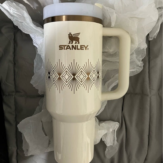 Cream White Stanley – Elegant Simplicity, Timeless Design